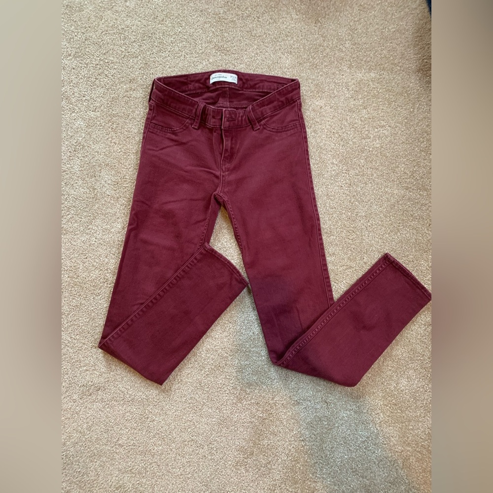 Maroon Abercrombie kids skinny jeans